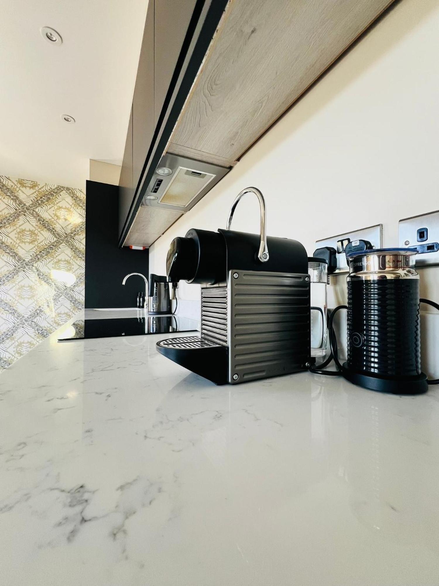 Central Modern Flat York Zewnętrze zdjęcie